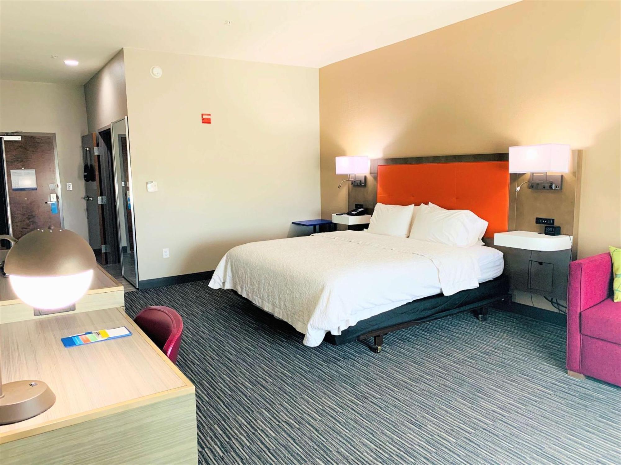 Hampton Inn Форт Стоктън Екстериор снимка